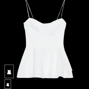 vit topp zara - Så fin vit topp ifårn zara❤️❤️prislapp kvar!!!