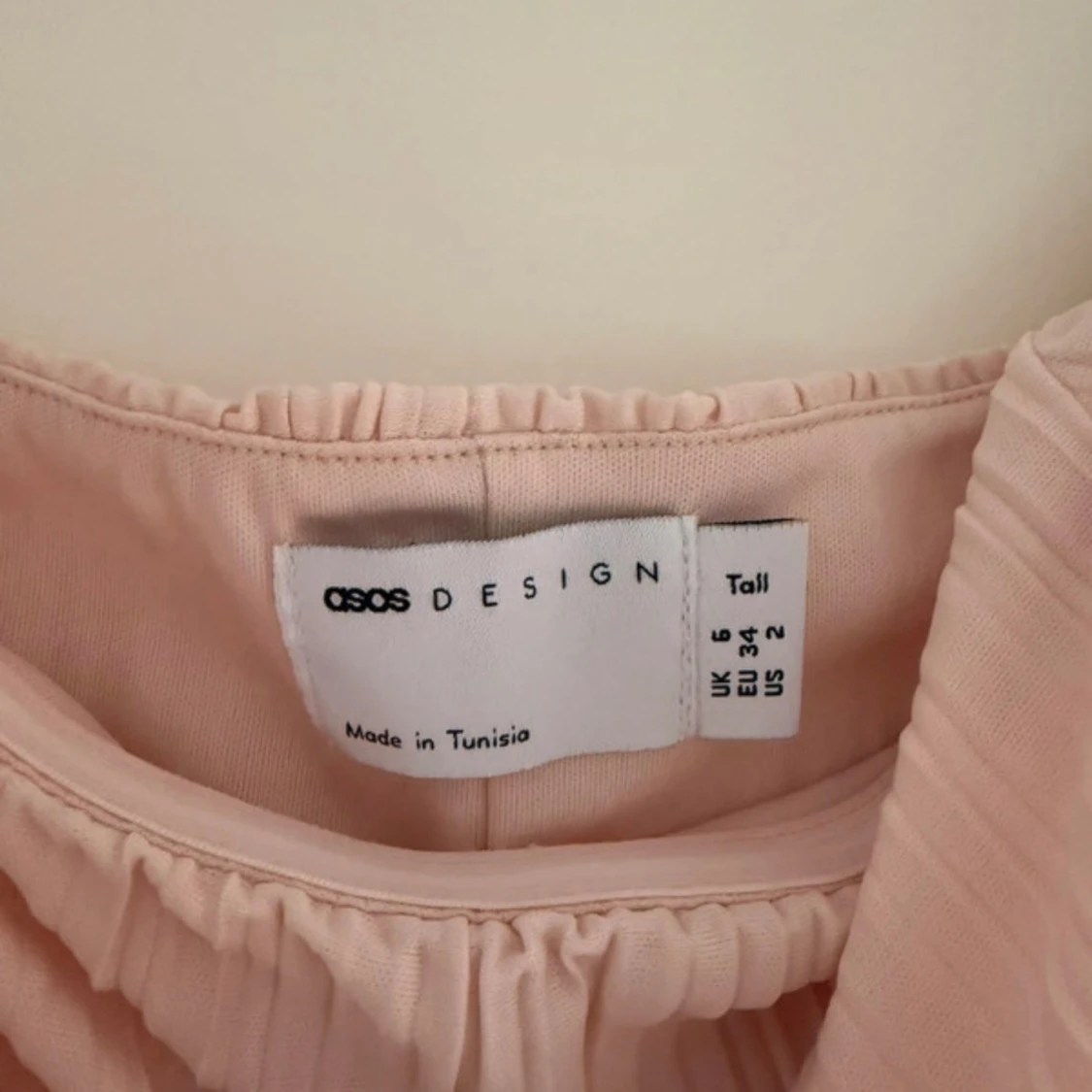 Ljusrosa långklänning från ASOS DESIGN - 3