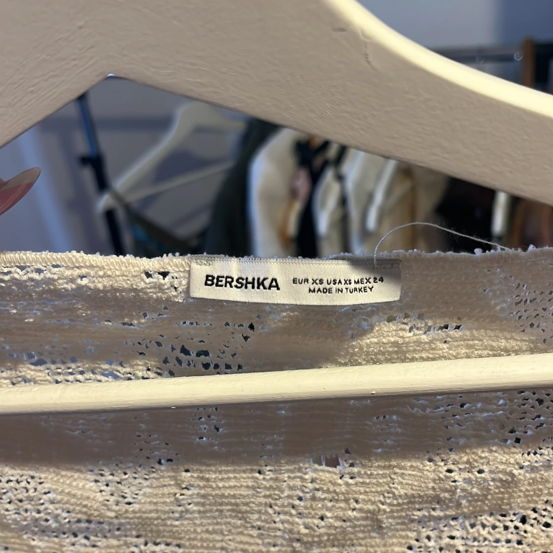 Vit spetsblus från Bershka XS - 2