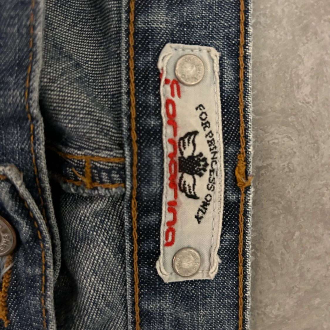 Lågmidjade bootcut jeans från Fornarina - 4