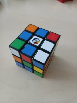 Rubiks. 3 x 3 Cube - Rubiks. 3 x 3 Cube