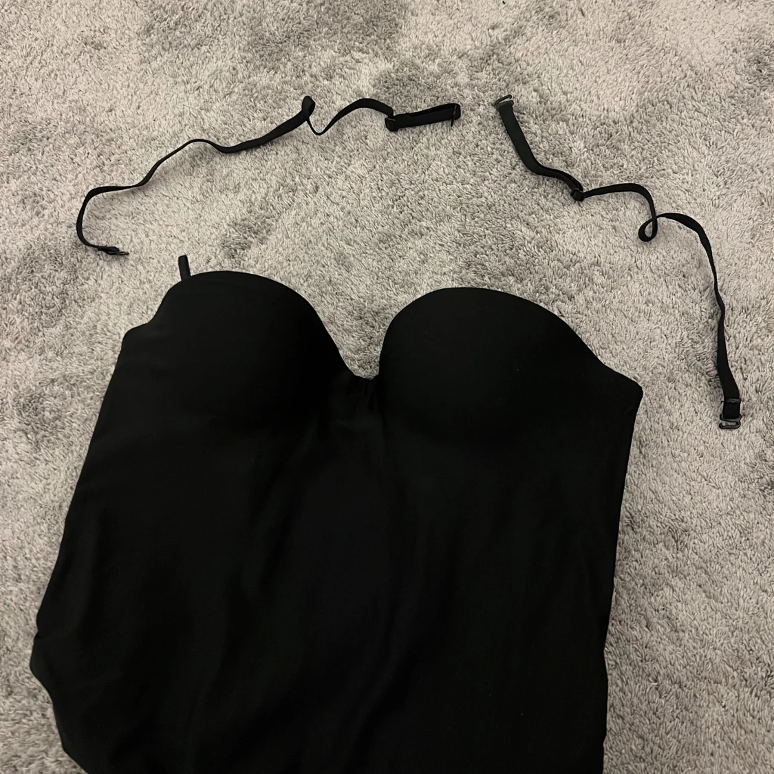 Svart korsettopp från H&M - 2