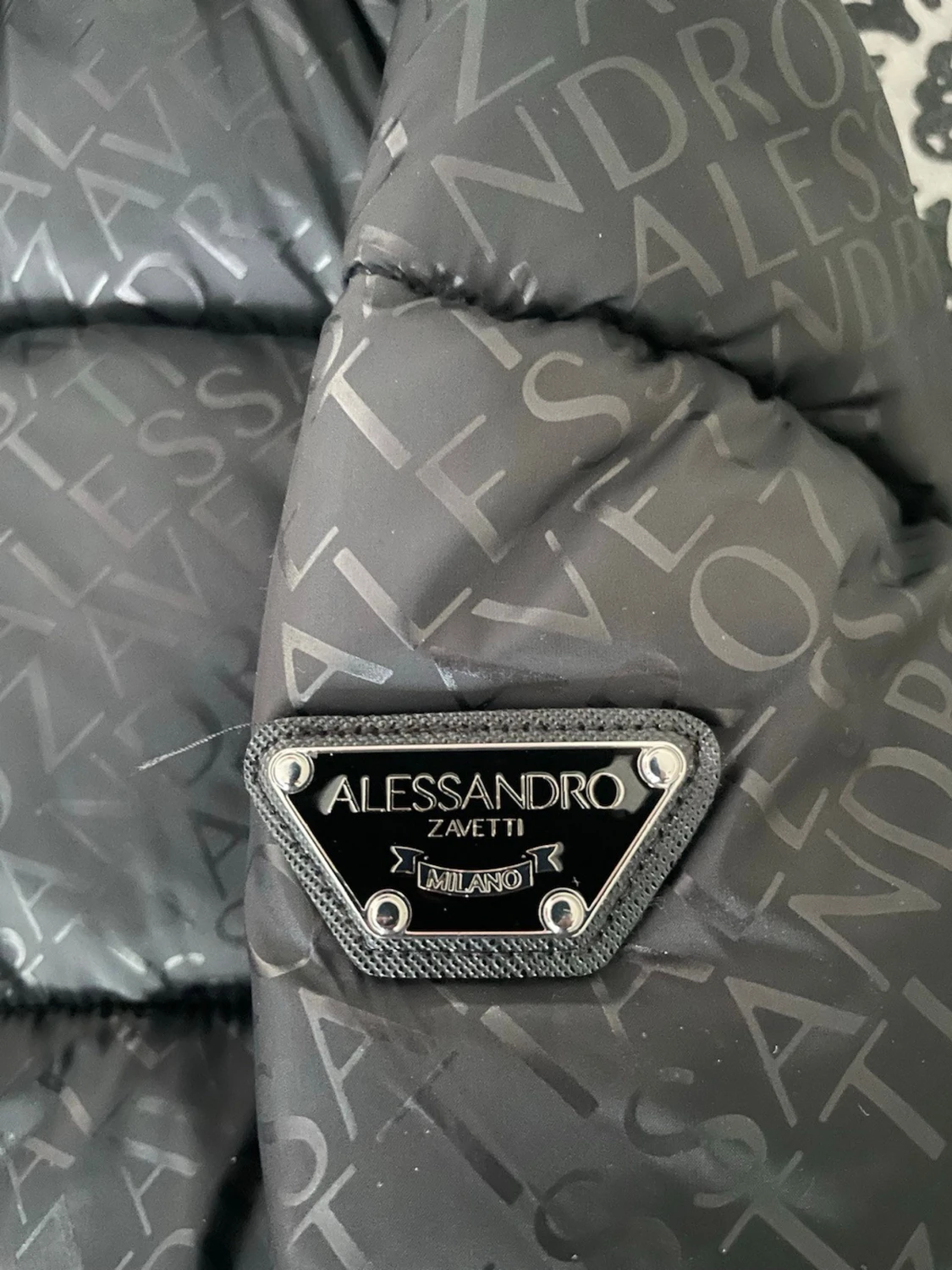 Svart pufferjacka Alessandro Zavetti - 1