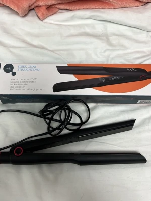 Plattång  - Helt ny plattång. Säljs eftersom jag redan har en, fick denna i present. Pris kan diskuteras 