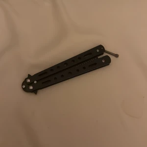 Butterfly kam  - Stilren svart butterfly kam