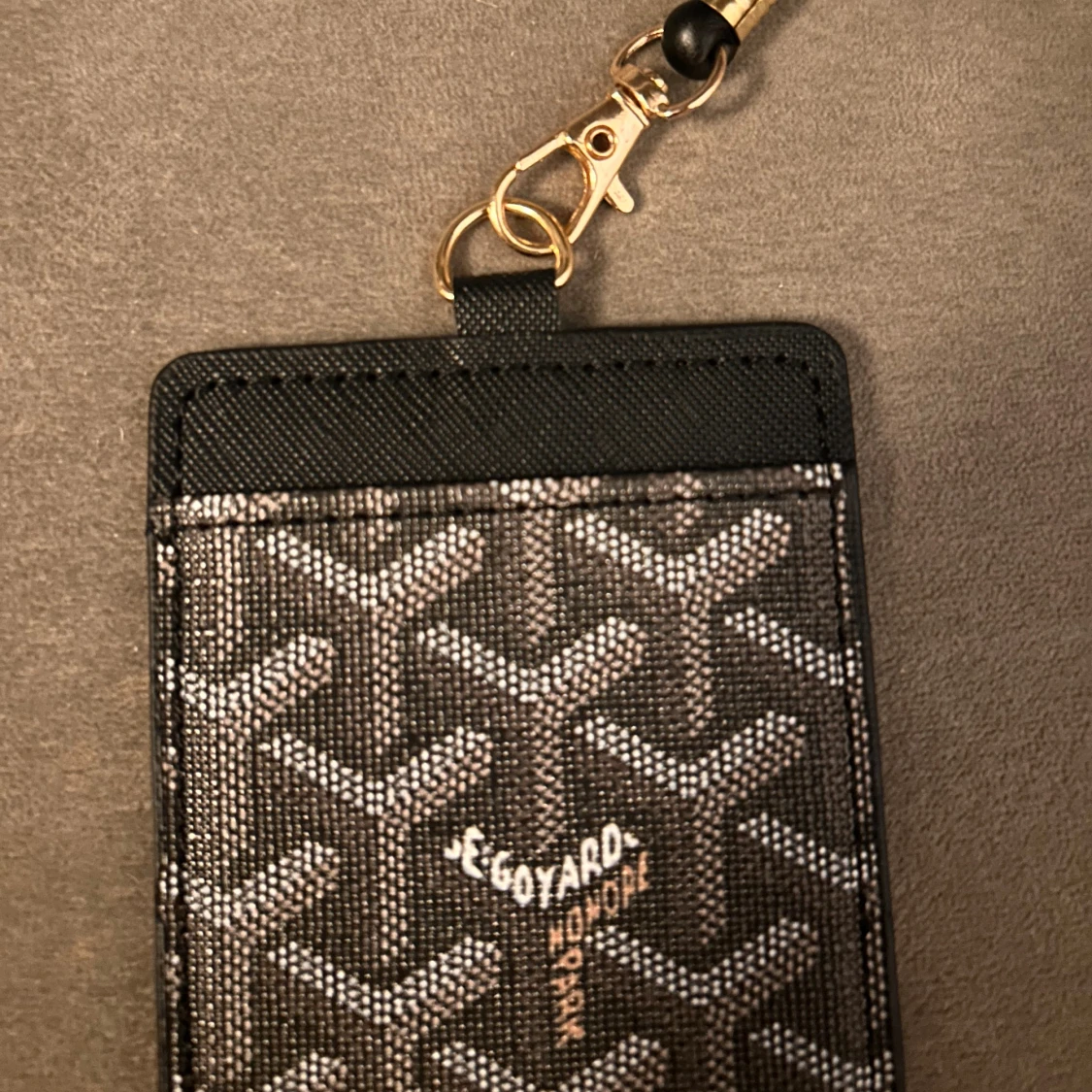 Svart gyard plånbok med snodd  - 2