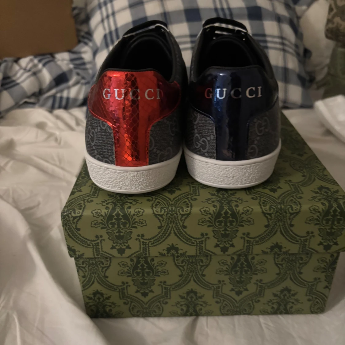 Gucci sneakers med GG-mönster - 1