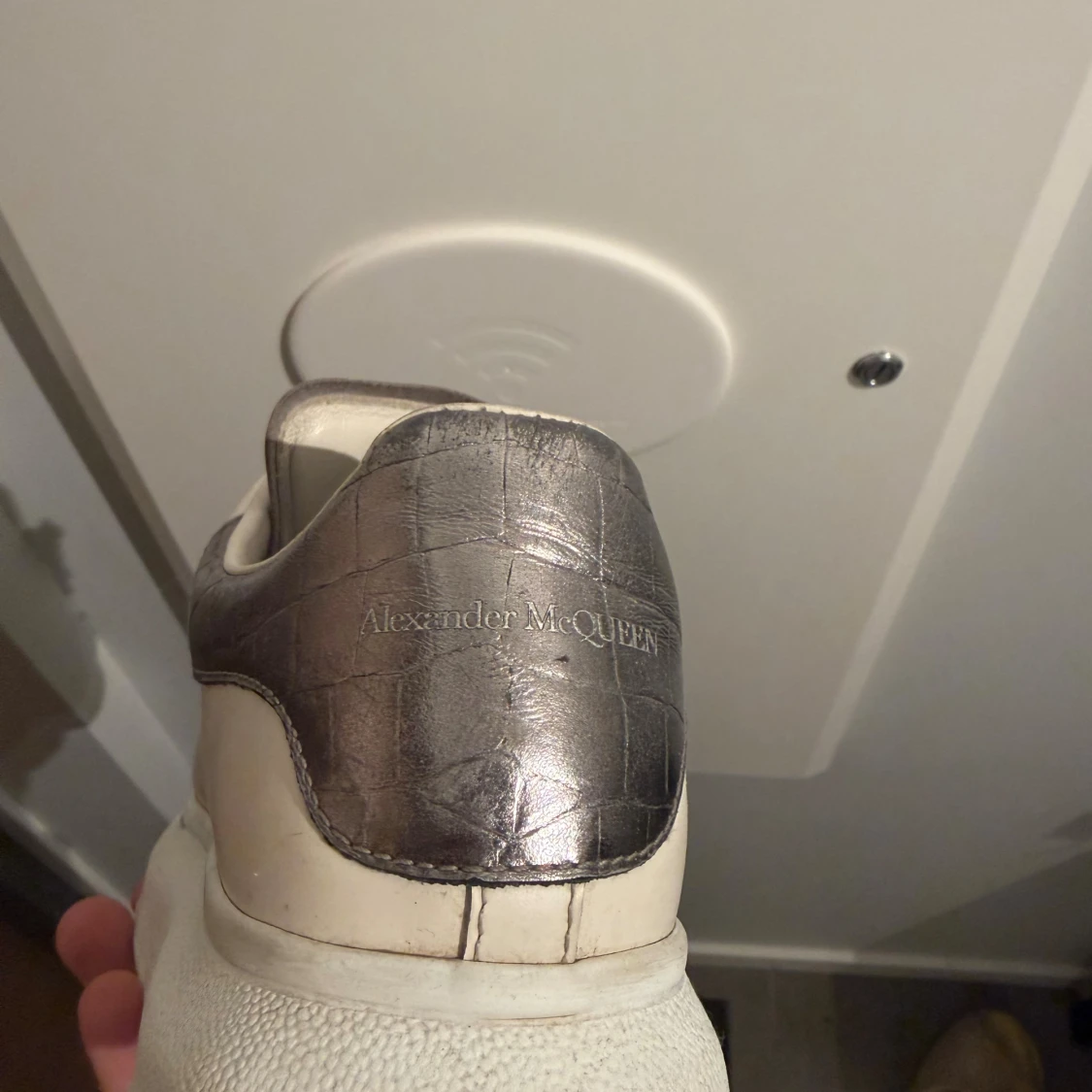 Alexander McQueen vita sneakers strl 37 - 1