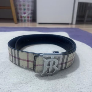 Bälte  - Helt ny. Inte använd 