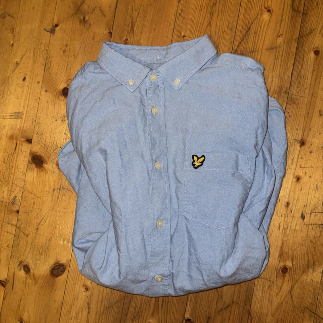 Ljusblå skjorta från Lyle & Scott - 1
