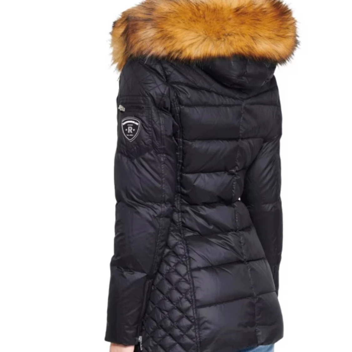 Svart dunjacka med päls från Rockandblue - 1