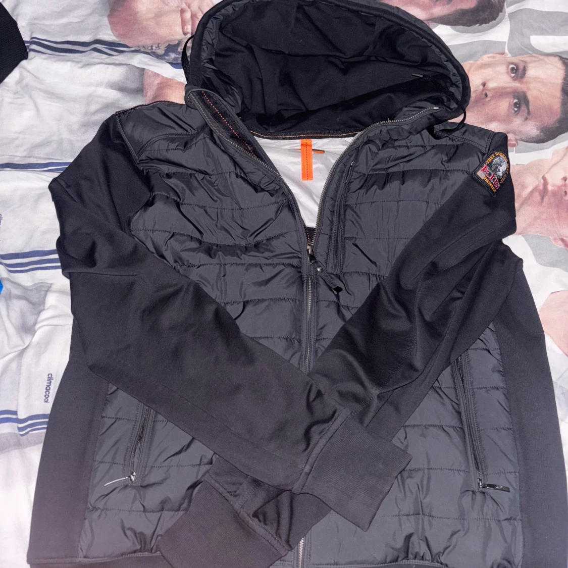 Svart pufferjacka Parajumpers 