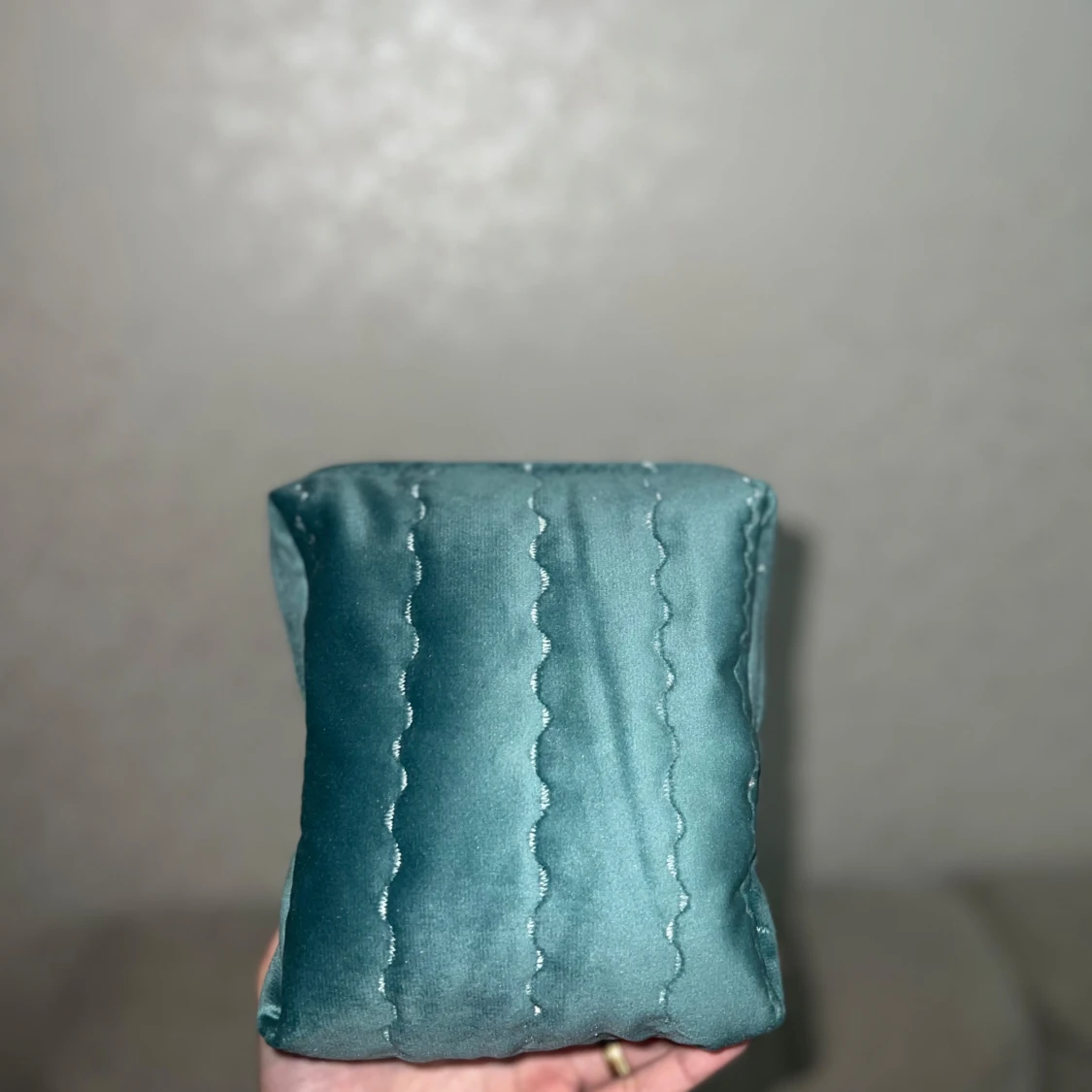 Handgjord turkos sammetsnecessär  - 2