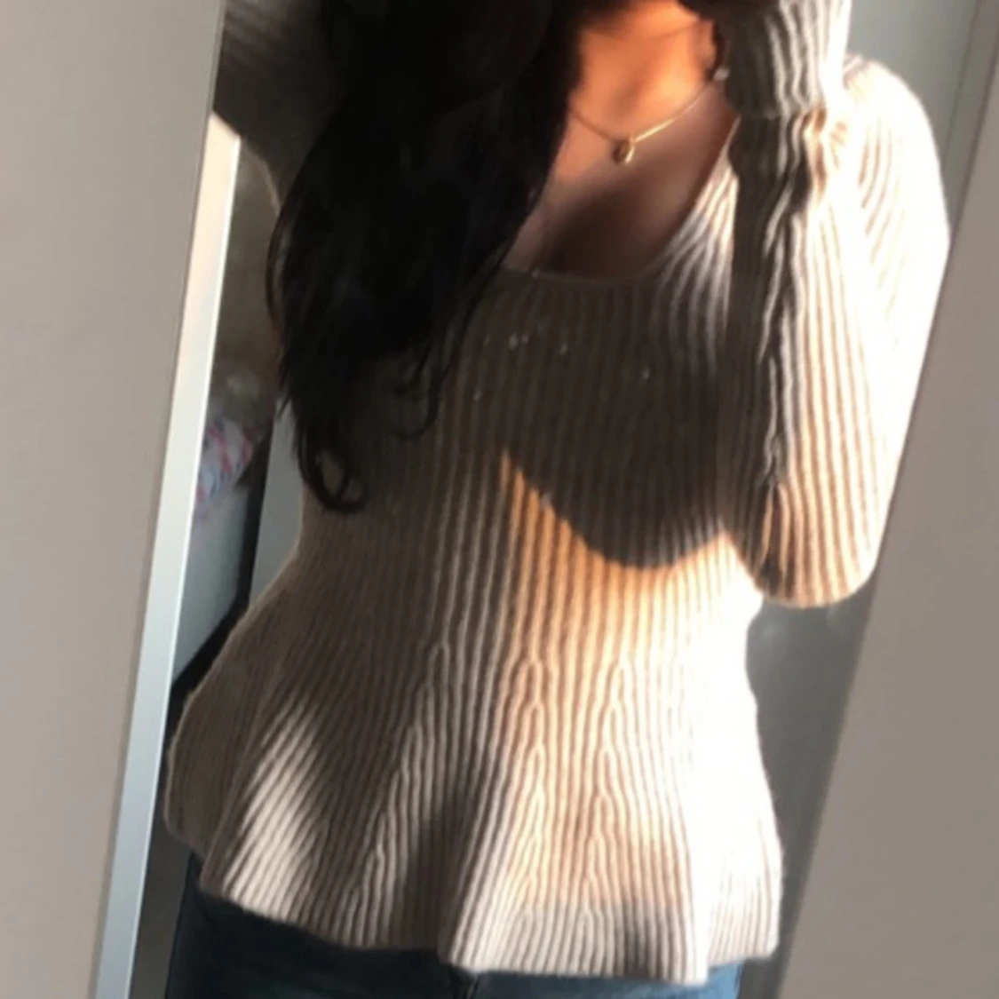 Beige ribbad stickad tröja H&M - 1