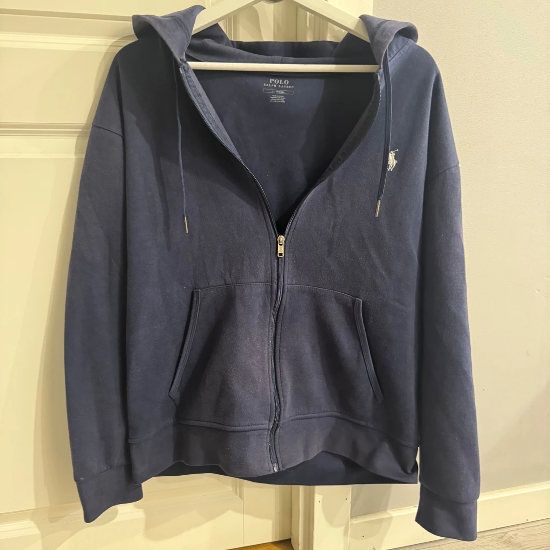 Marinblå hoodie från Polo Ralph Lauren