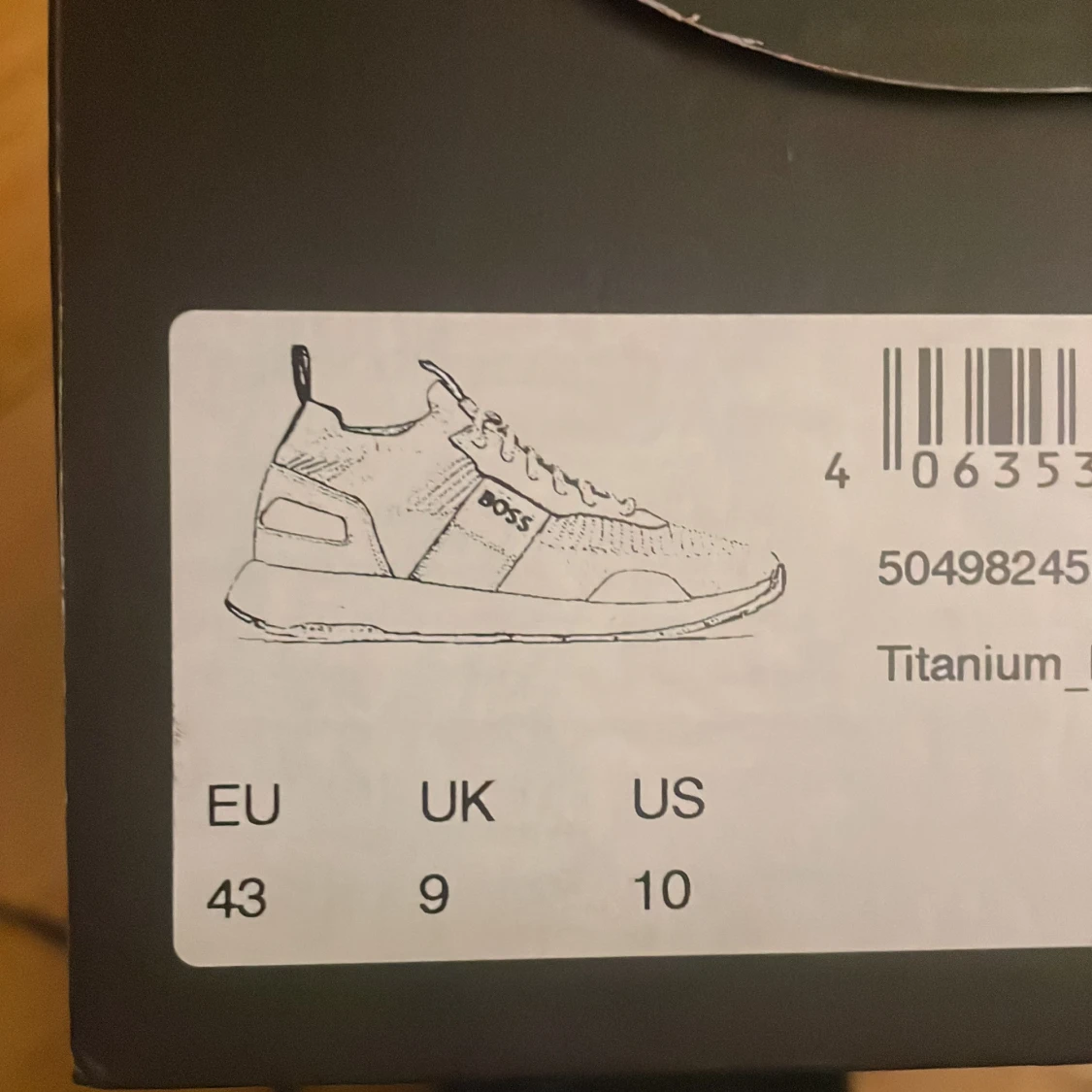 Svarta sneakers från BOSS strl 43 - 3