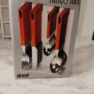 Bestick set 24 st  - Nya oanvända 65 Kr 