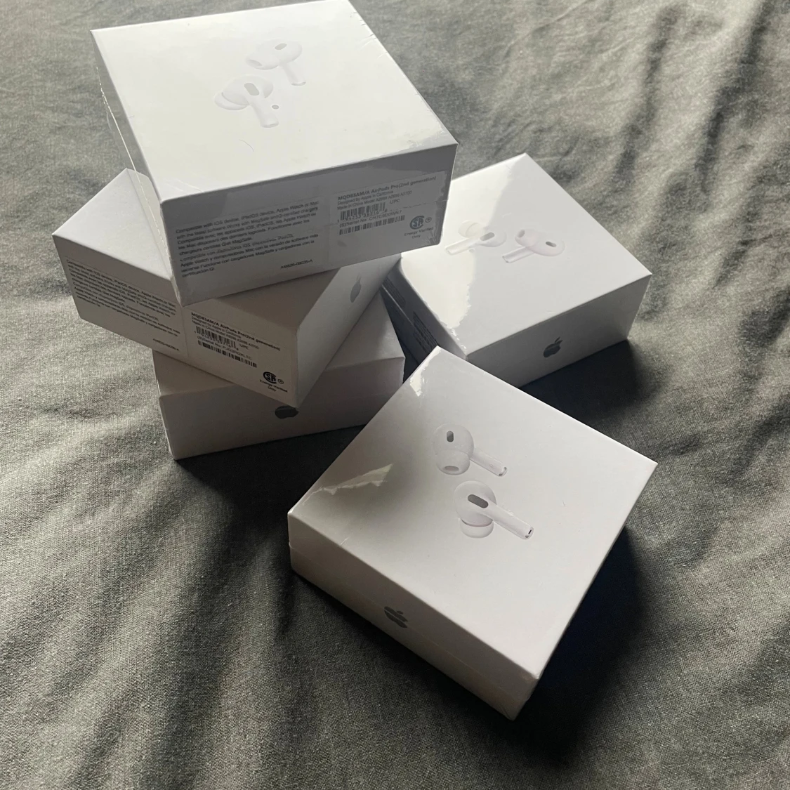 AirPods Pro (2nd generation) - 2