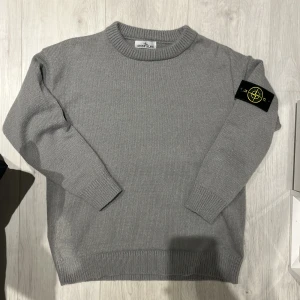 Stone island gray sweater - Brand new. Size L