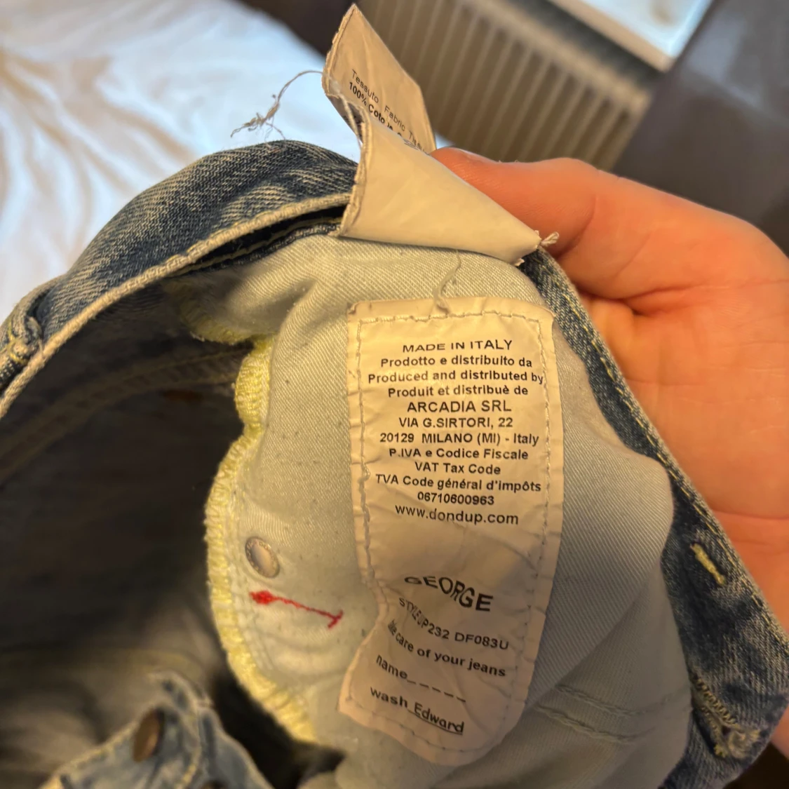 Blå slitna jeans från Dondup - 2