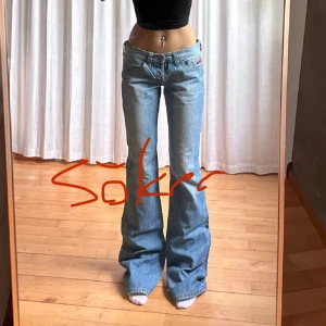 söker jeans med Innerbenslängd:90+ - Om du säljer jeans som har 90 eller gärna mer i Innerbenslängd snälla kontakta mig! Helst low/mid rise!! 