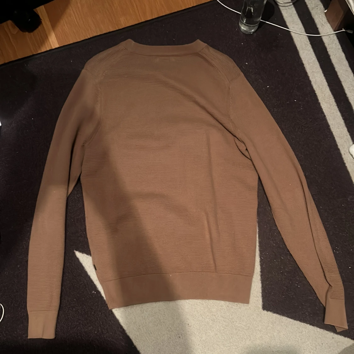 Brun stickad tröja från J.Lindeberg - 2