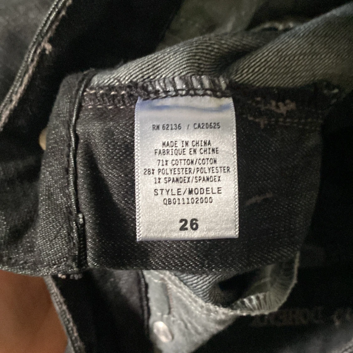 Supersnygga low waist Lågmidjade jeans svart/mörkgrå st26 - 3