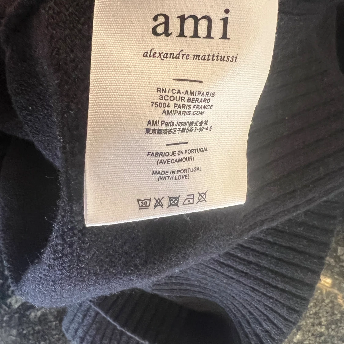 Svart stickad tröja från AMI Paris - 2