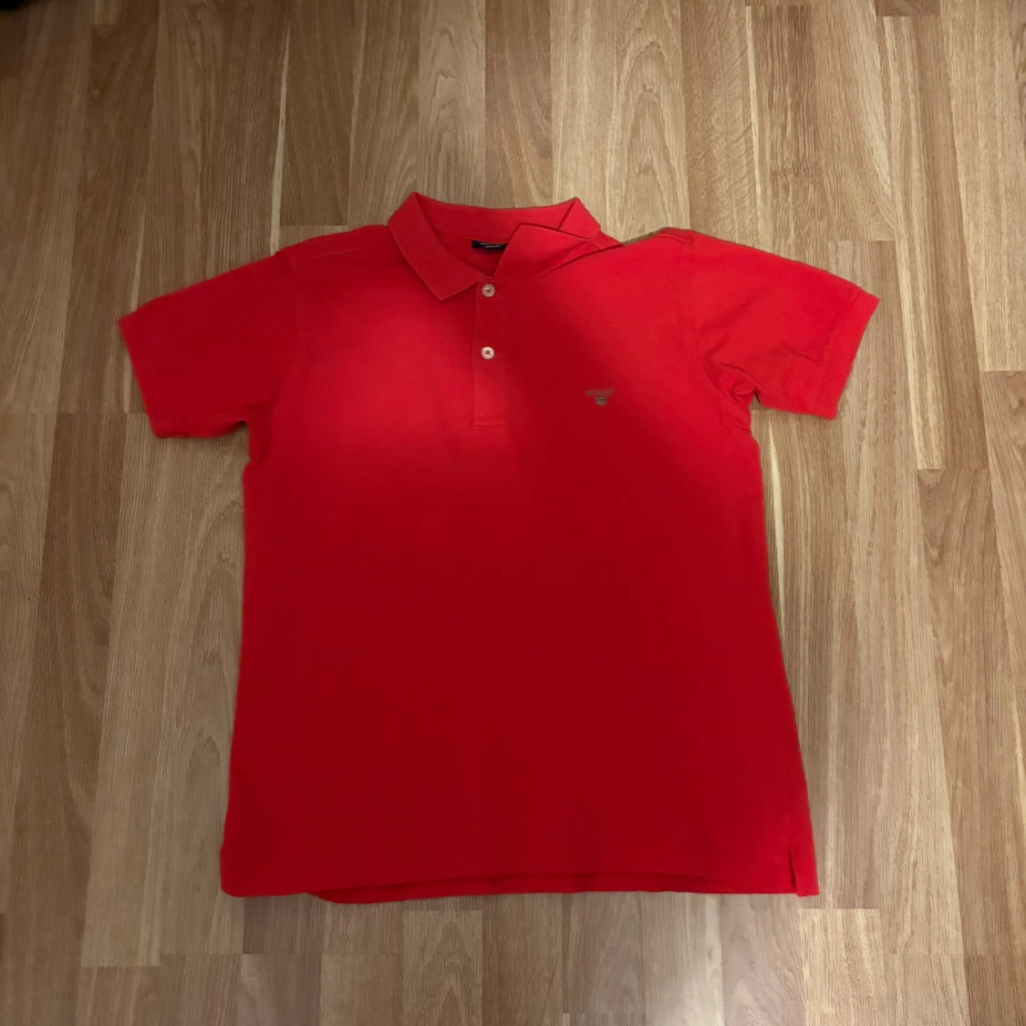 Röd pikétröja från GANT 164 cm  - 1