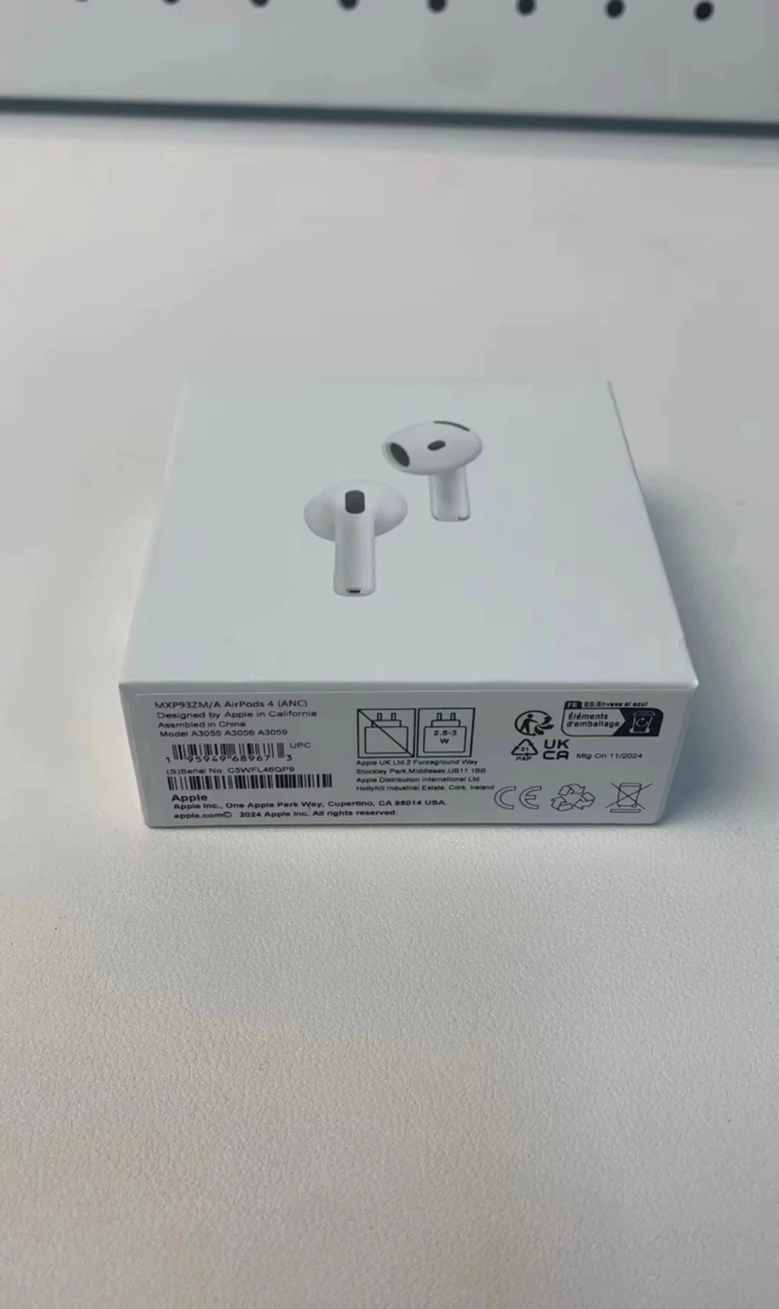 AirPods 4 - 4
