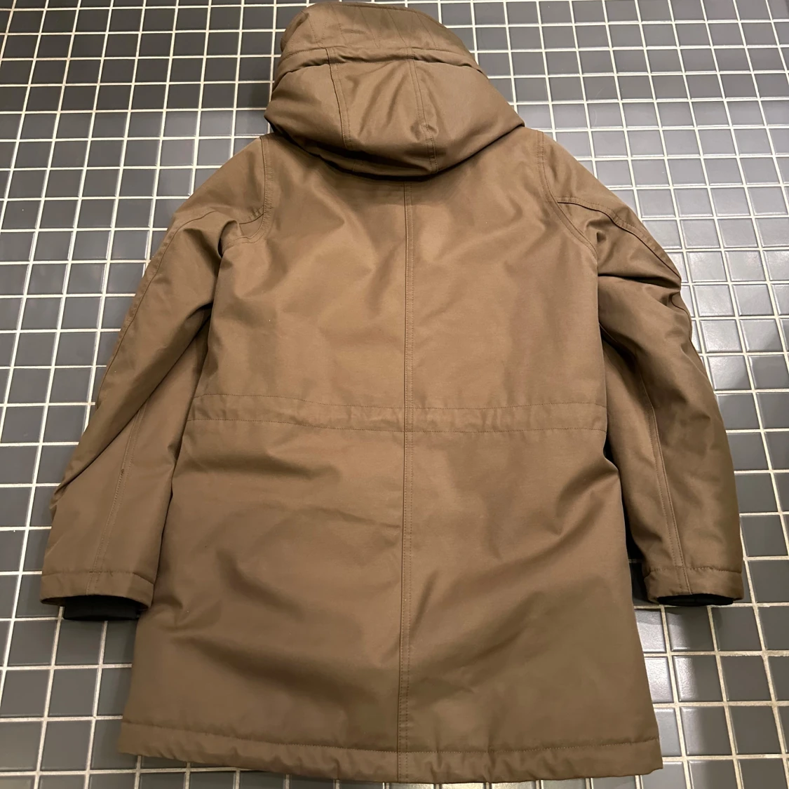 Brun vinterjacka från Elvine - 1