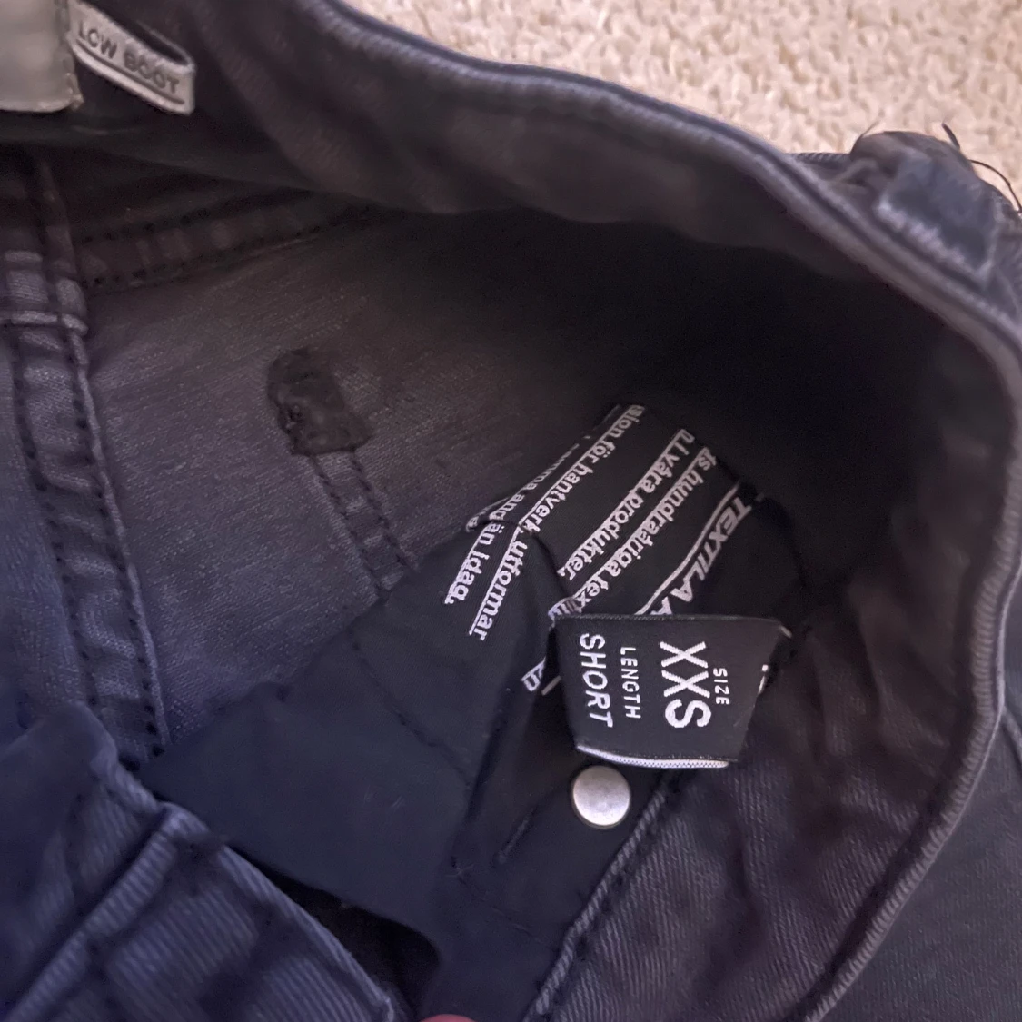 Svarta bootcut jeans XXS från 157 - 1