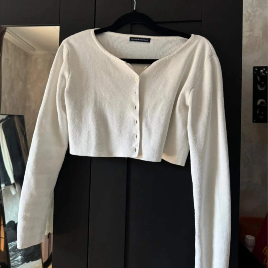 Vit croppad topp från Brandy Melville - 1