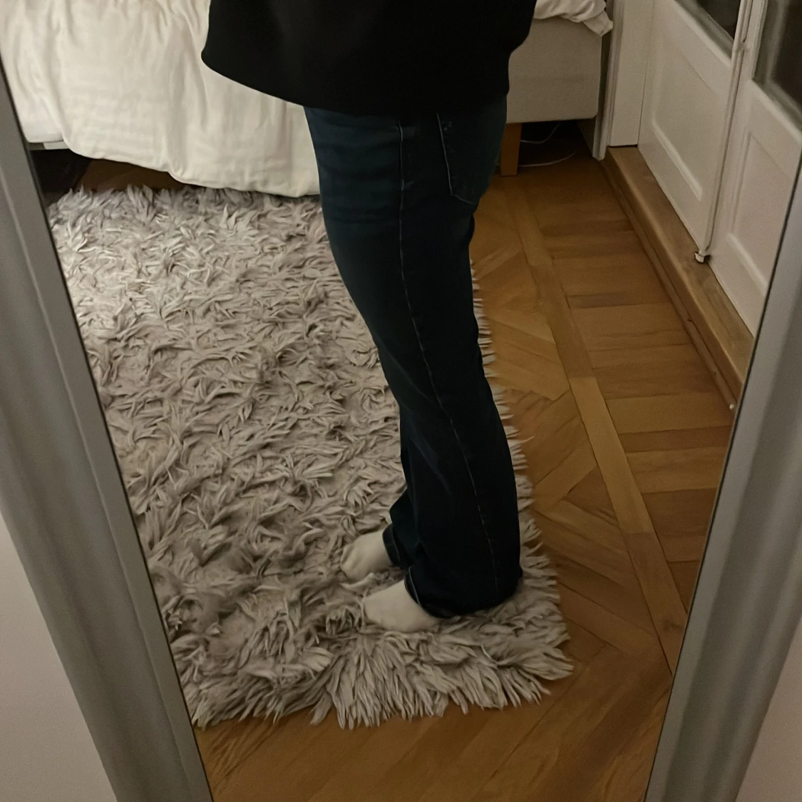 Mörkblå bootcut jeans - 2