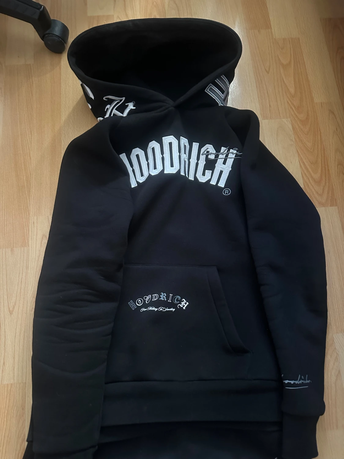 Svart Hoodrich hoodie och byxor med tryck - 2