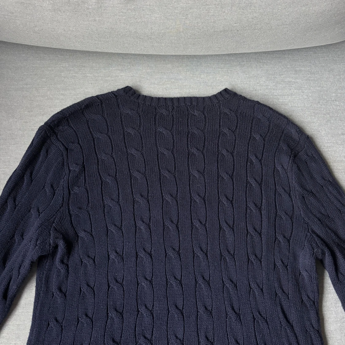 Mörkblå kabelstickad Ralph Lauren tröja - 2