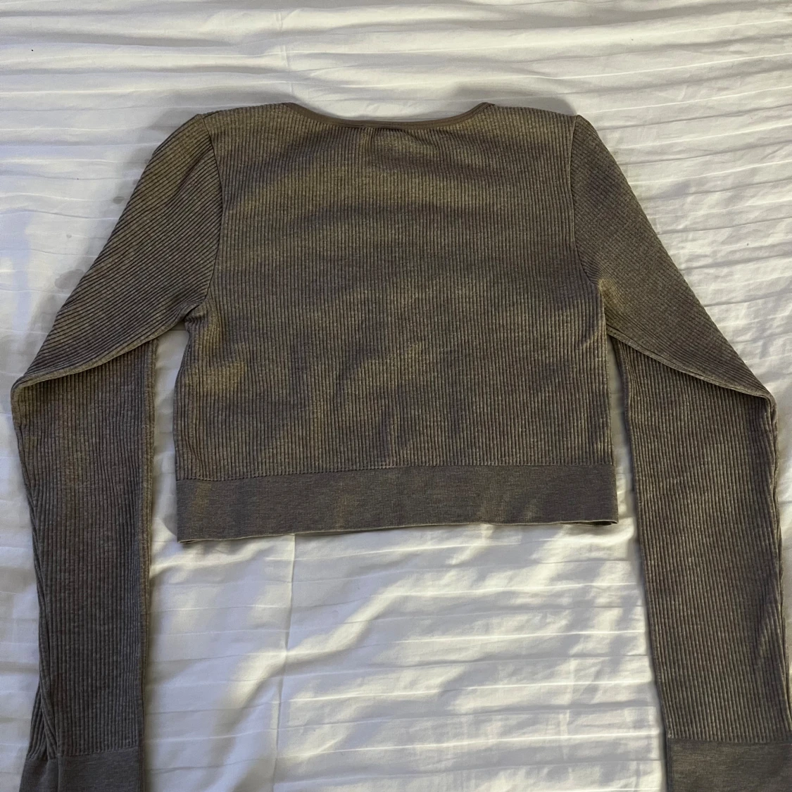 Ribbad croppad topp från H&M - 2