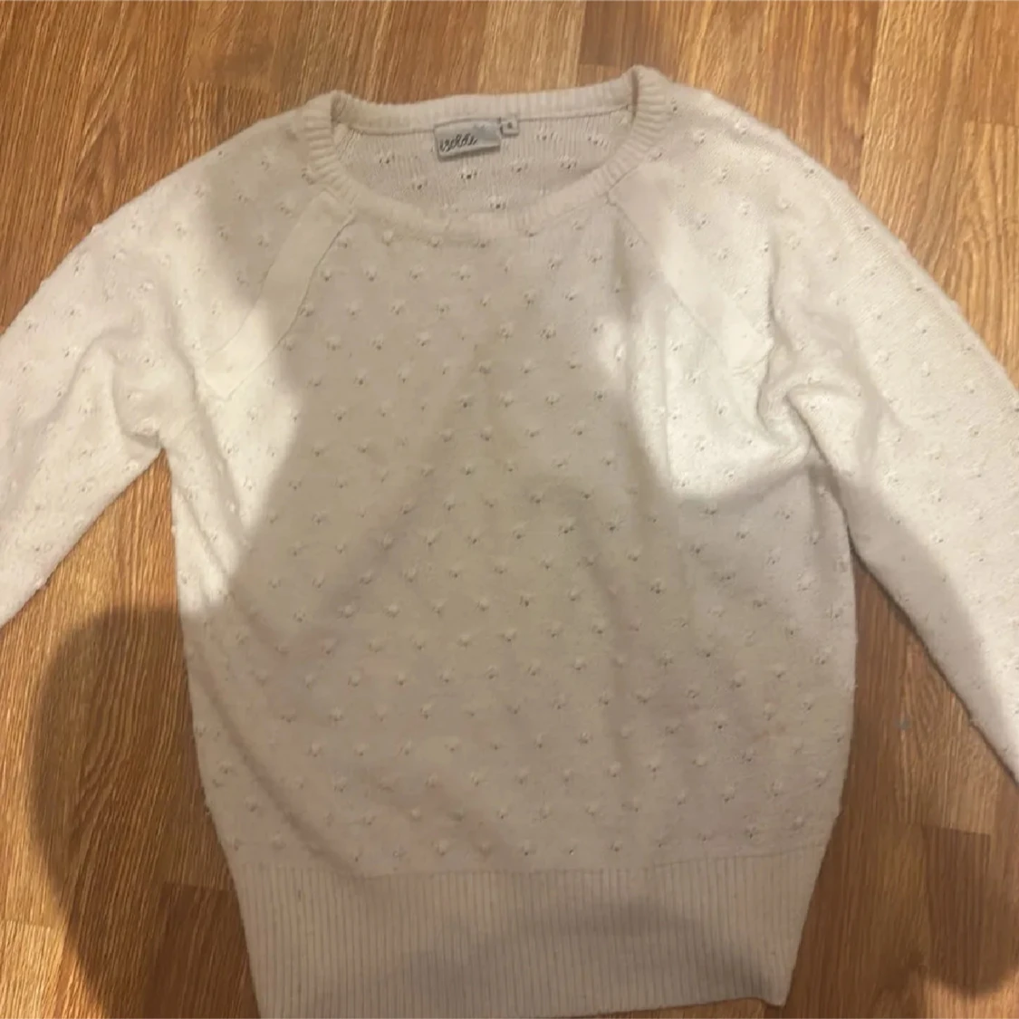 Vit prickig stickad tröja Isolde - 4