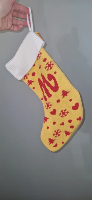 Julstrumpa - Julstrumpa i nyskick, Marabou. Snygg och färgglad design som sticker ut.