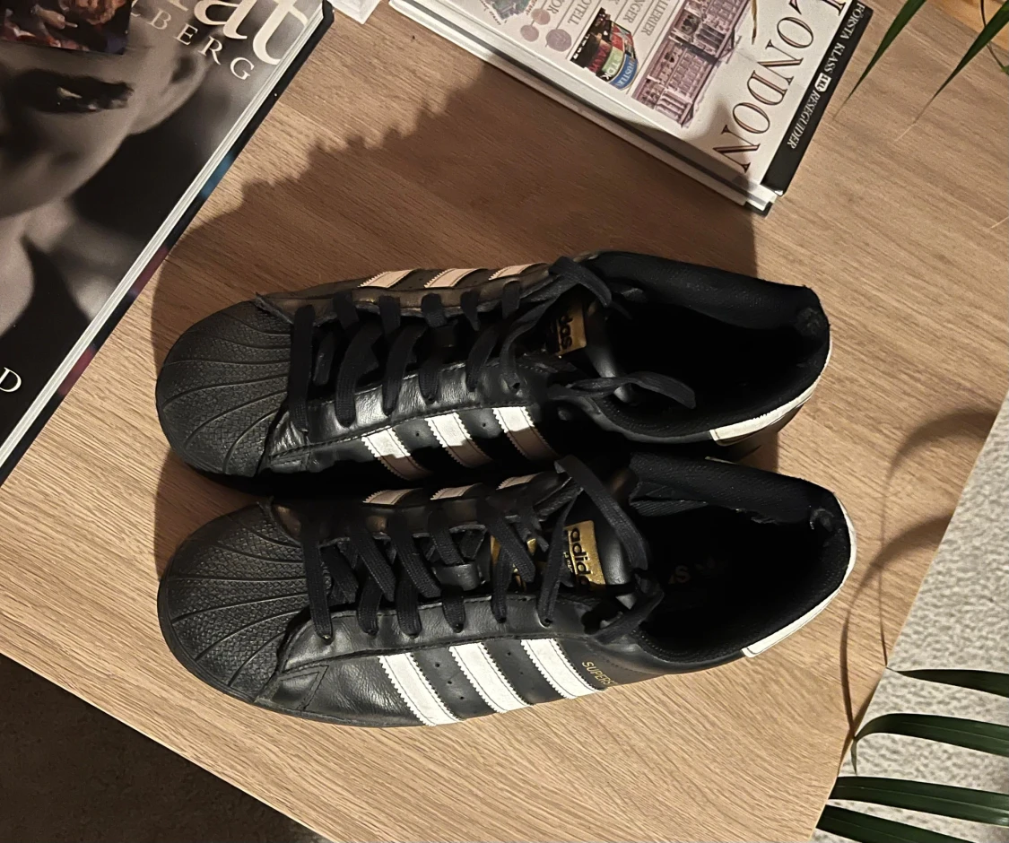 Adidas Superstars - 2