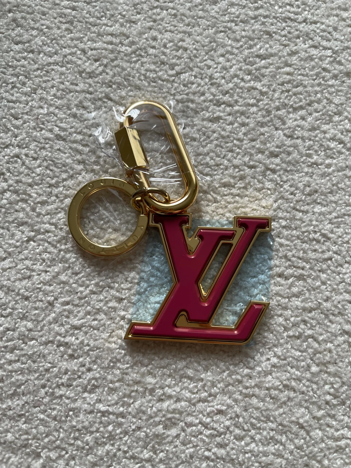  Vuitton rosa nyckelring - 4