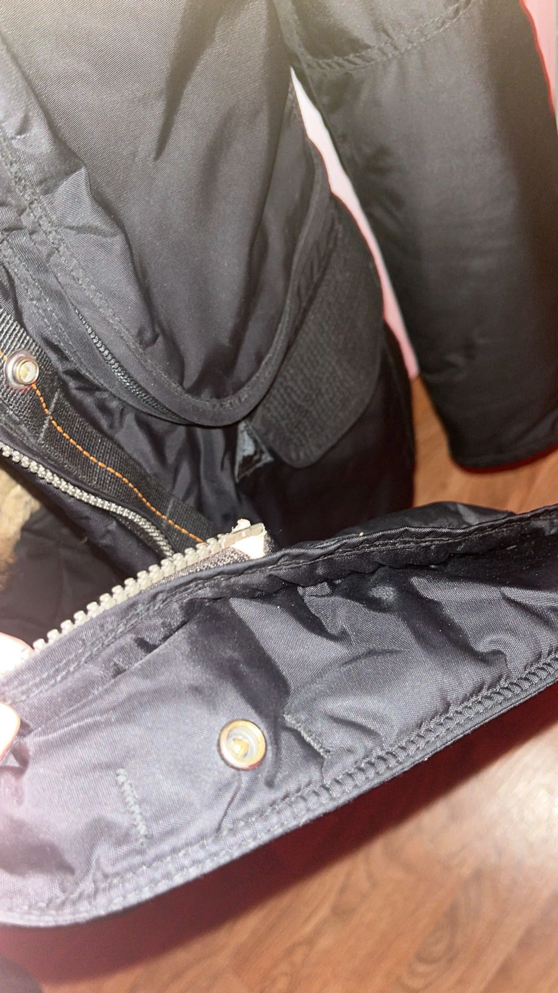 Svart Parajumpers jacka med äkta päls  - 2