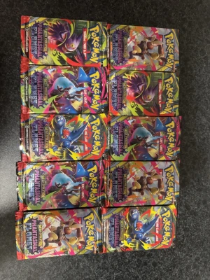 Pokémon x10 booster packs  - Phantasmal flames 10st booster paket. Oöppnade. Skickas väl emballerat 