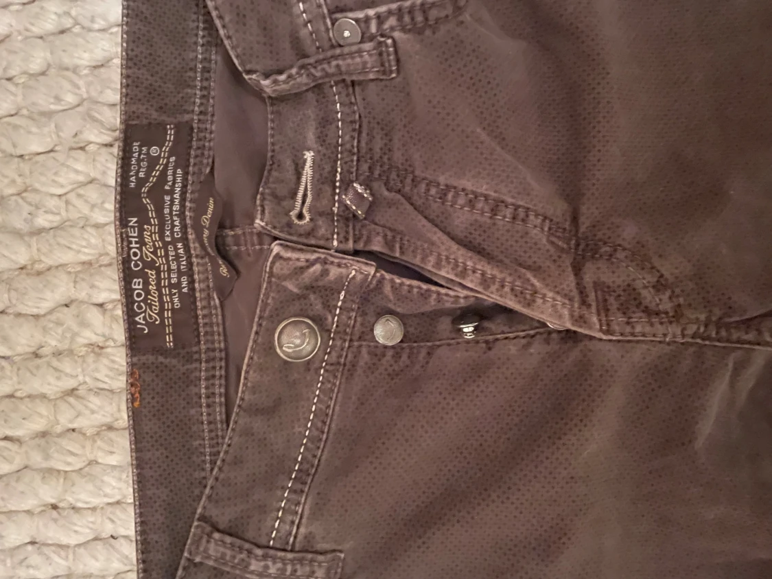 Bruna byxor från Jacob Cohen - 2