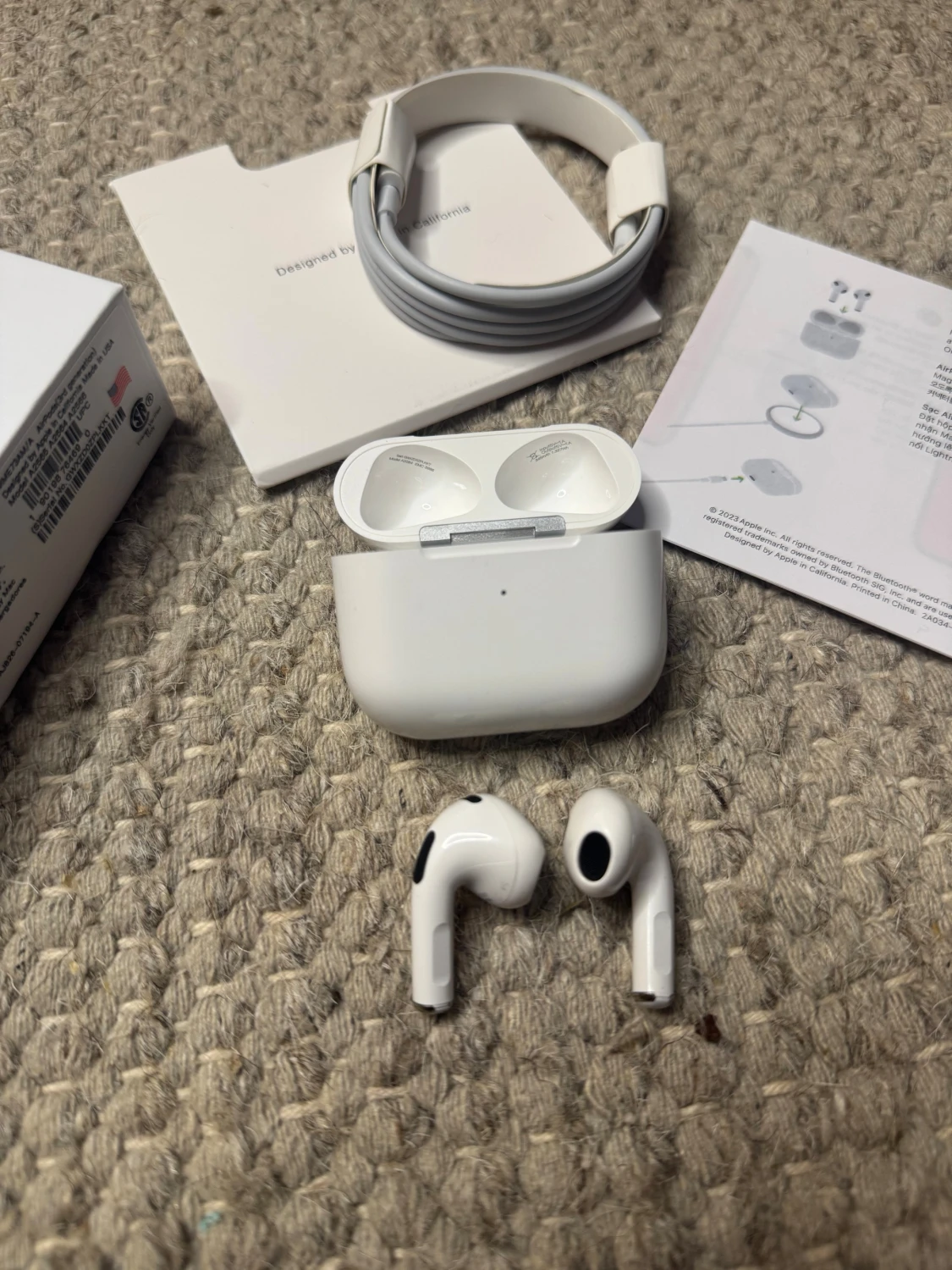 AirPods 3 - 1