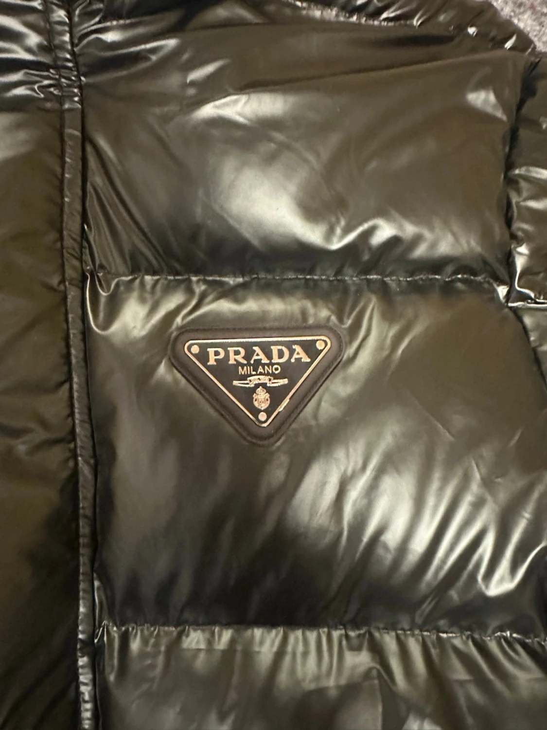 Svart pufferjacka från Prada - 1