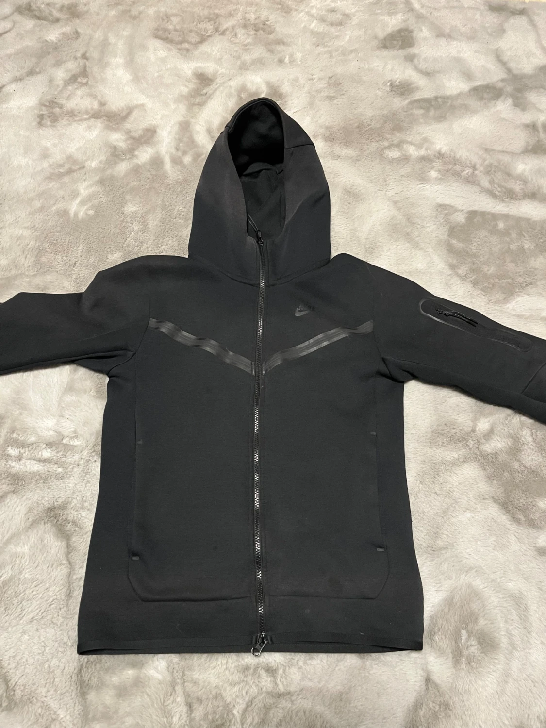 Svart nike tech tracksuit  - 1