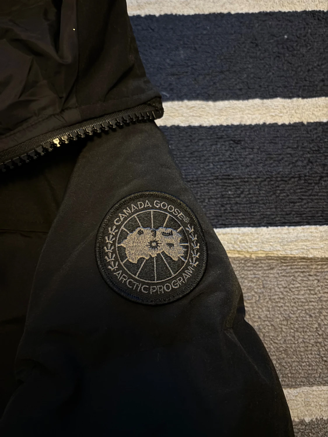 Canda Goose MacMillan - Black Label - 1
