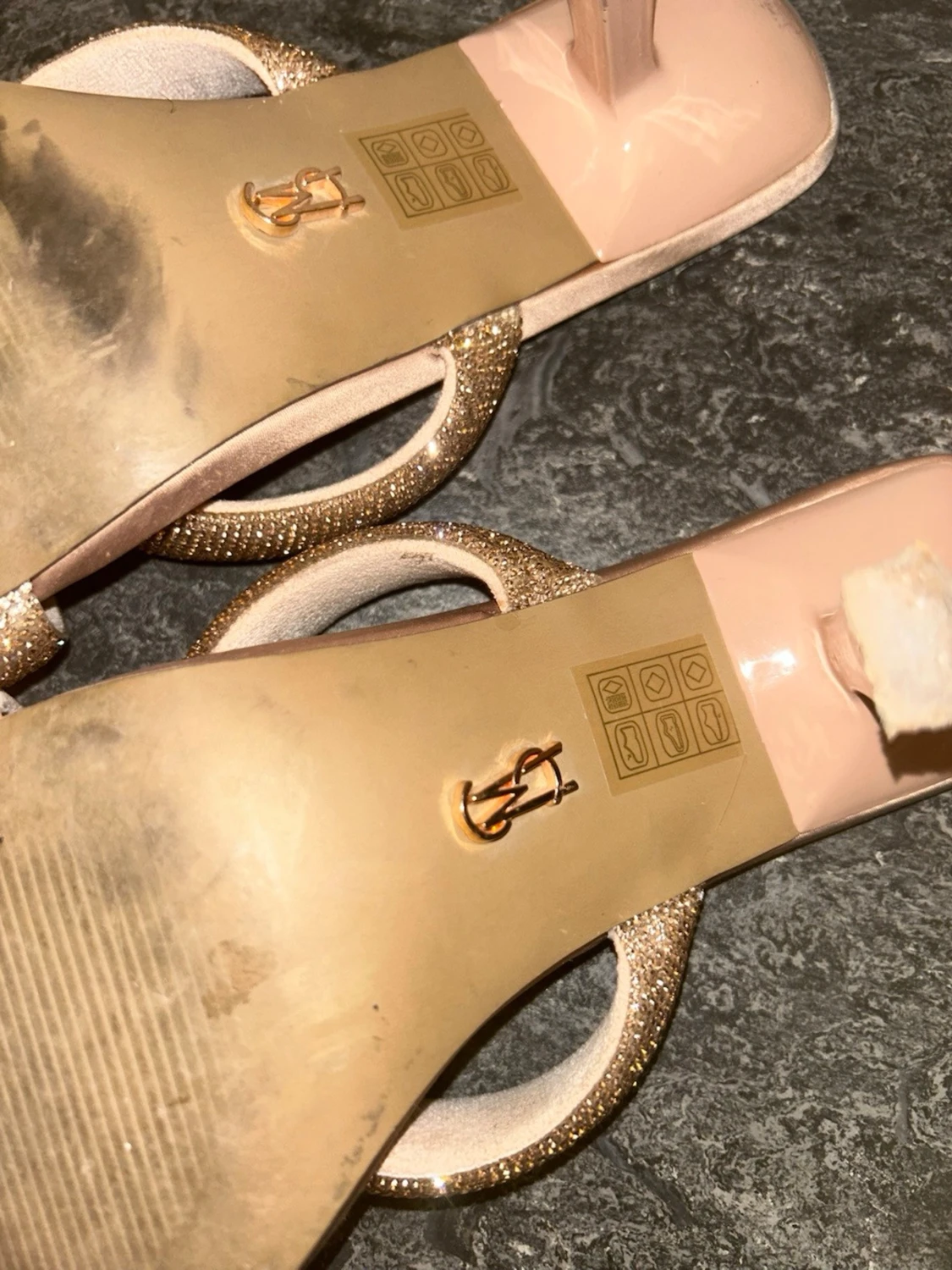 Glittriga guldiga klackar från Steve Madden - 5