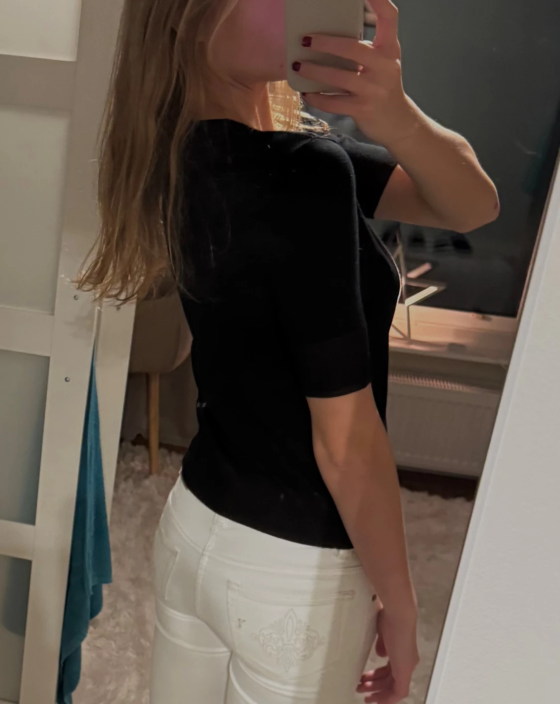 Svart stickad topp med kort ärm - 2